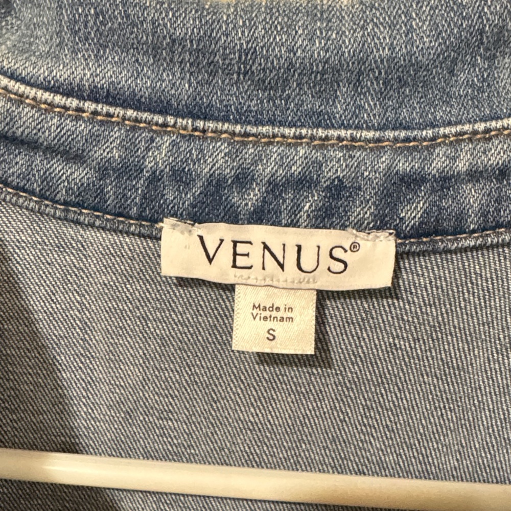 VENUS Blue Denim Button-Up Mini Dress NWT - Picture 3 of 7